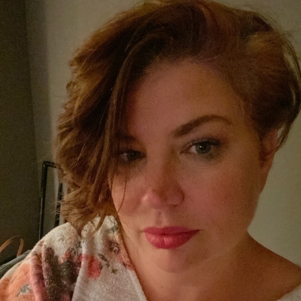 Meet your Posher, Stacy